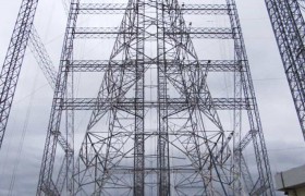 Brametal aumenta produção de estruturas metálicas para o setor de geração e transmissão de energia